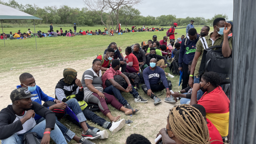 COVID-Positive Migrants Allowed Into US