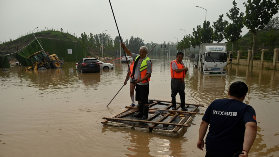Floods in China: Family Washed Away by Mudslides