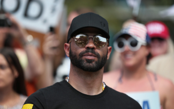 Police Officer Charged Over Leaking Information to Proud Boys Leader