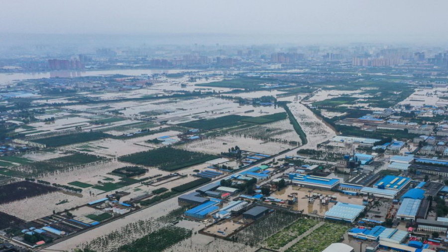 China Offers Little Help to Flood Victims