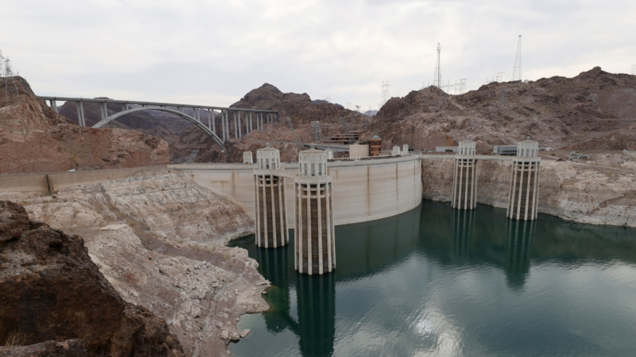 Democrat Bill: $26 Billion to Improve Dams