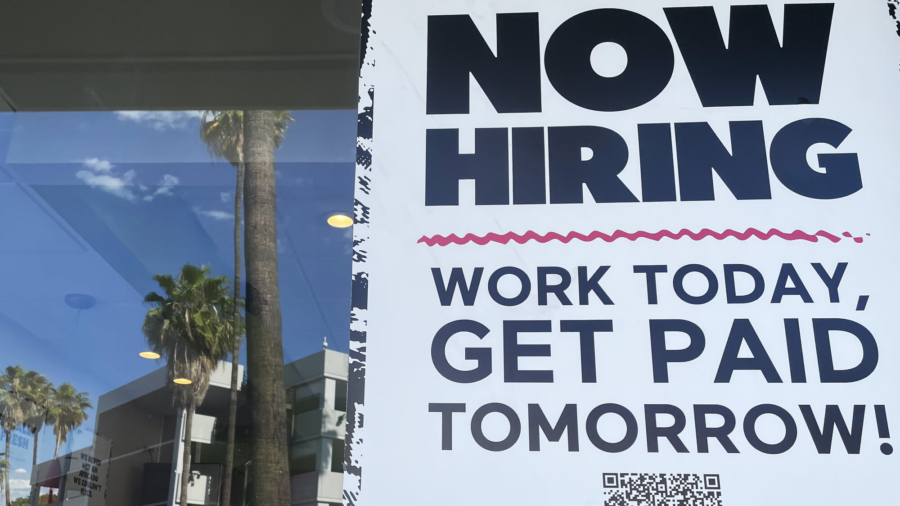 US Job Openings Rise to Record High, Layoffs Hit Record Low