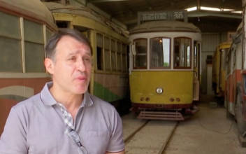 Man Keeps Portugal Tram Tradition Alive