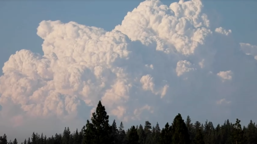Homes Destroyed, Threatened by Oregon Wildfire