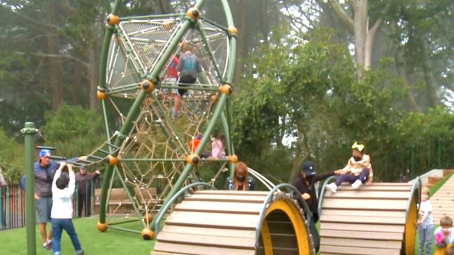 San Franciscans Enjoy Nature Playground after Renovations