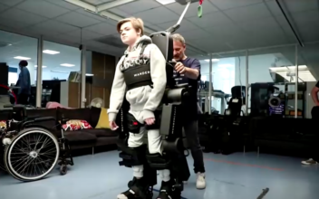 Father Builds Exoskeleton to Help Son Walk