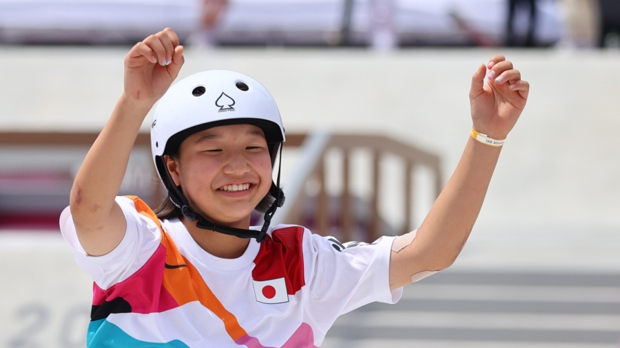 Japan’s Nishiya Leads Teen Skater Medal Rush