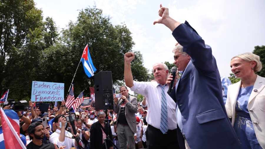 Members of Congress Join Cuba Freedom Rally