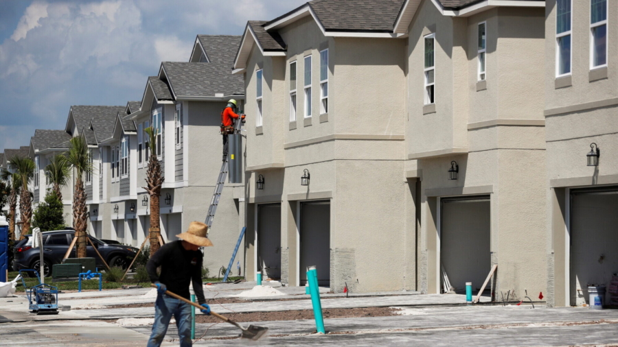 US New Home Sales Drop to 14-month Low in June
