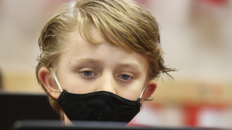 Utah School Teacher Resigns Over Curriculum