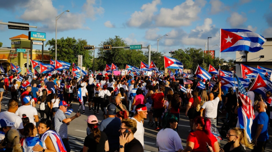 Americans Consider How to Help Cubans