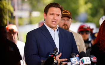 DeSantis: Disrespected Police Officers Can Relocate to Florida
