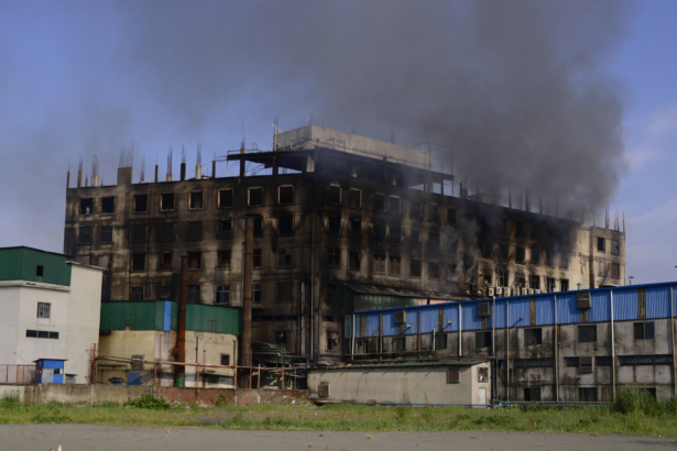 food-factory-fire-dhaka