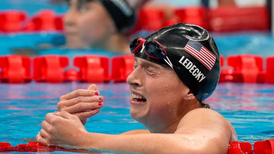 ‘Just Proud’: Ledecky Finally Wins Gold at Tokyo Olympics