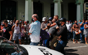 Hundred of Cubans Detained After Protests