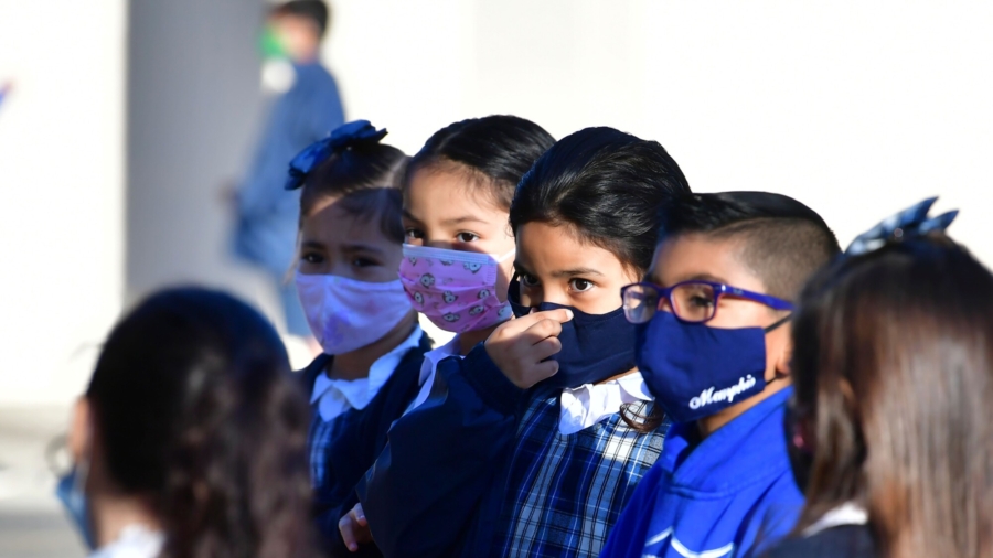 Two Parent Advocacy Groups Sue California Gov. Over COVID-19 Mask Mandate for School Children