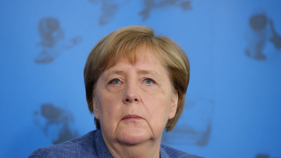 Merkel: Must Prevent Terrorism in Afghanistan