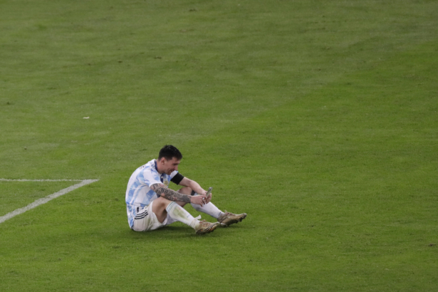 messi-in-tears