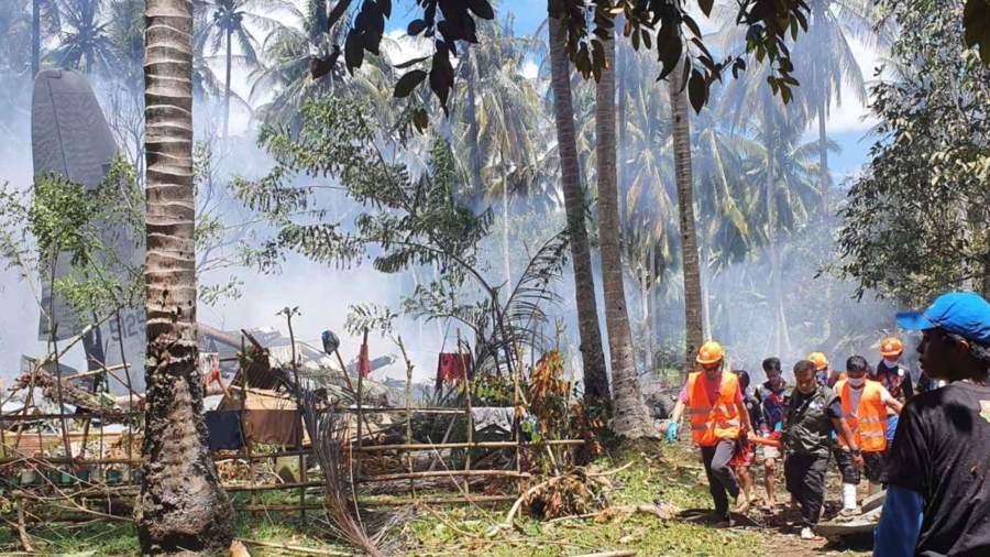 Philippine Military Plane Crashes, 31 Dead, 50 Rescued