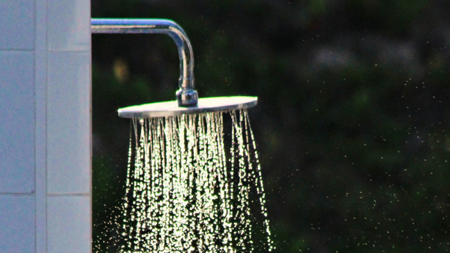 Health Benefits of Hot and Cold Showers