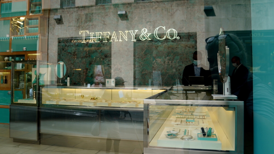 Tiffany, Costco Settle 8-year Lawsuit Over Fake ‘Tiffany’ Rings