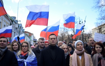 Russia Hits Navalny With New Charge That Could Add to Jail Term