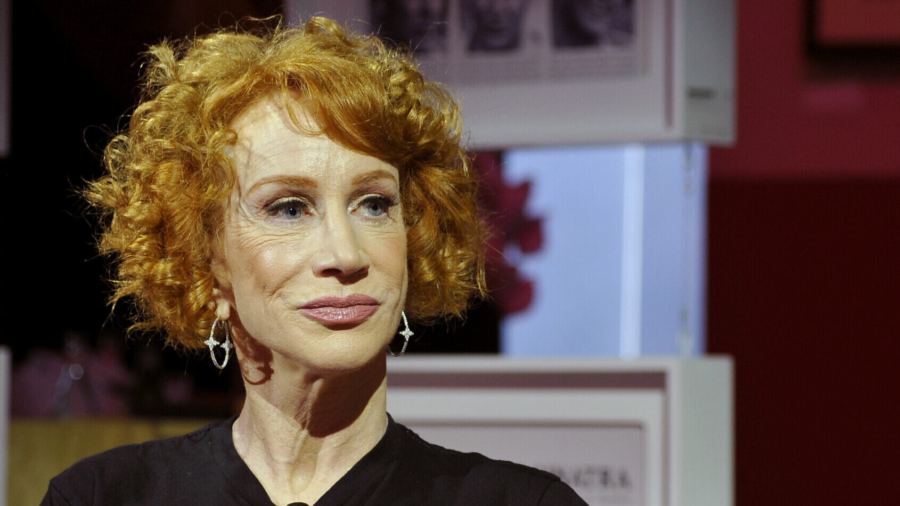 Kathy Griffin Says She Is Undergoing Surgery for Lung Cancer