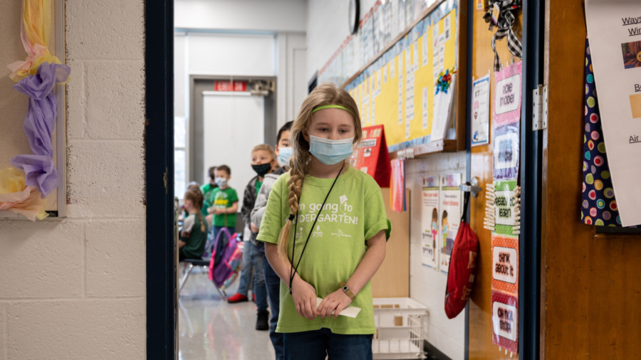 Parents 'Heartbroken' by New Jersey Governor's Mask Mandate for Children