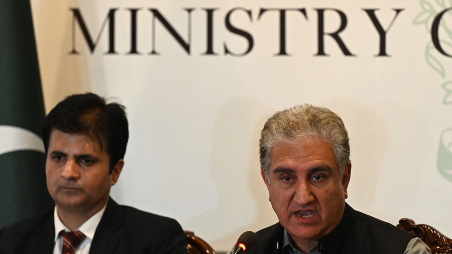 Pakistan's Foreign Minister on Blast That Killed Chinese Workers