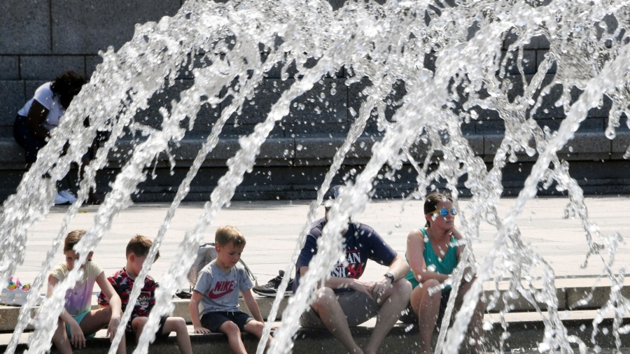 Heat Wave Bakes Locals and Businesses Across US