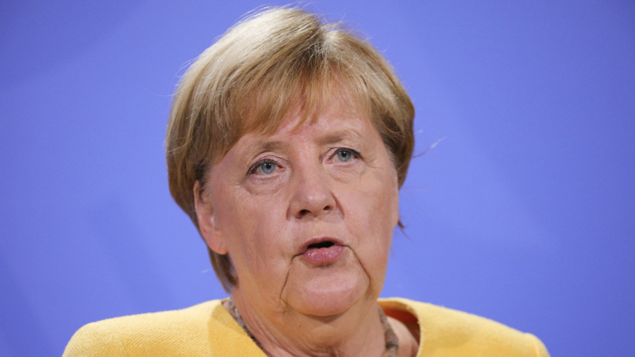 Germany 'Naive' on China at First: Merkel