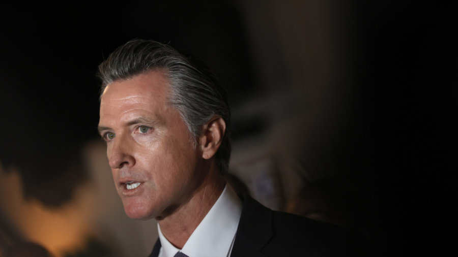 Former Democrat Senator Endorses Larry Elder in Recall