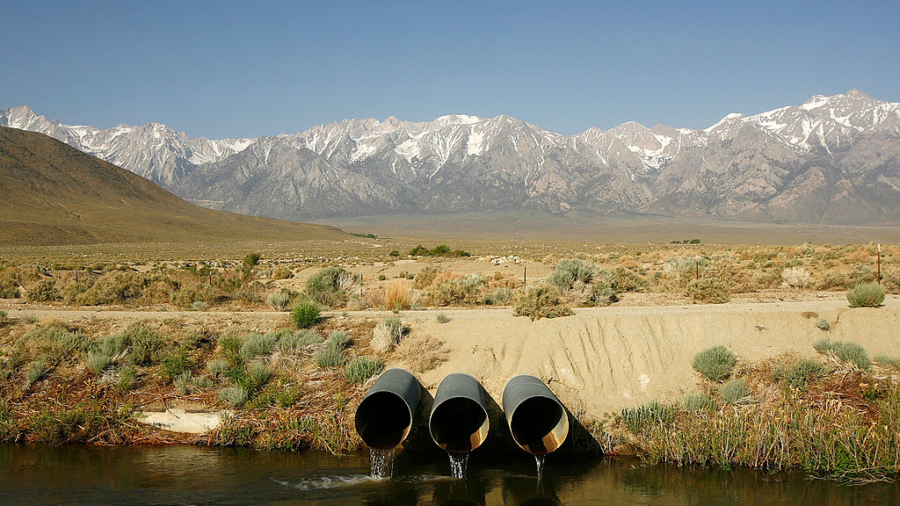 People Flock to City in Colorado in Drought Region