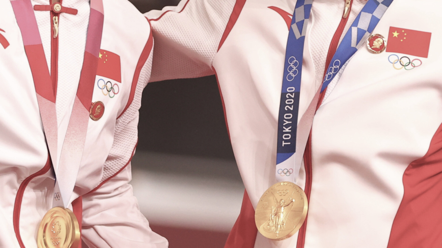 IOC Looks Into Chinese Athletes' Mao Pins