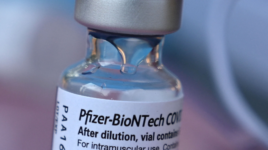 CDC Panel Backs Full Approval for Pfizer–BioNTech COVID-19 Vaccine for Over 16s