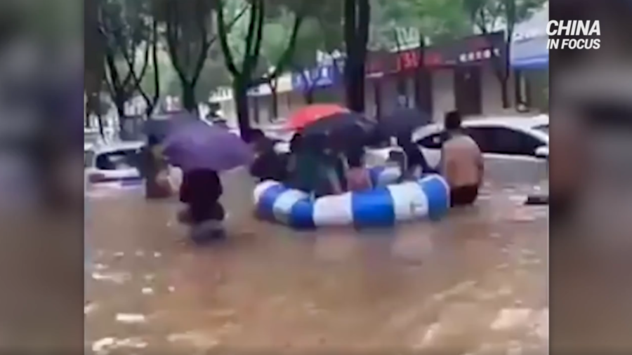 Damaged River Levee in Shaanxi Causes Flooding