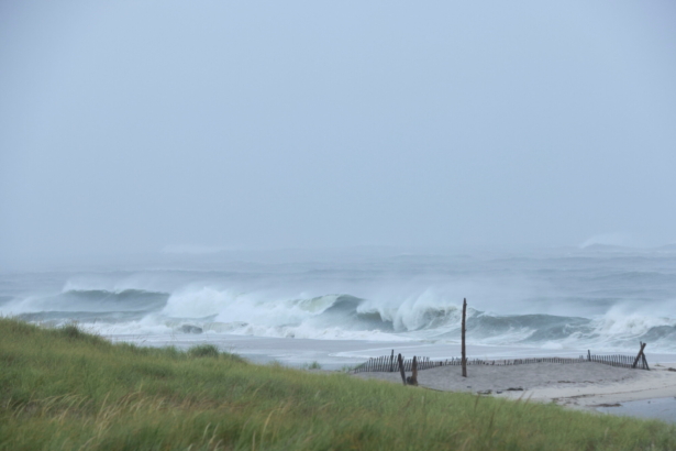 Waves hit the shore at Ponquogue Beach as Hurricane Henri, now downgraded to a tropical storm, nears the coast in Long Island, N.Y., on Aug. 22, 2021. (Caitlin Ochs/Reuters)