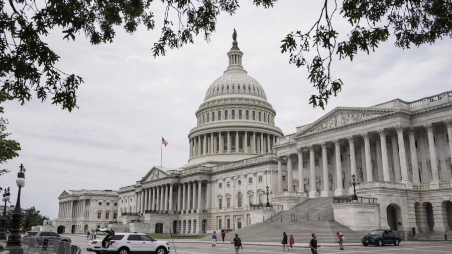 Senators Make Final Tweaks to Infrastructure Bill, Expect Passage This Week
