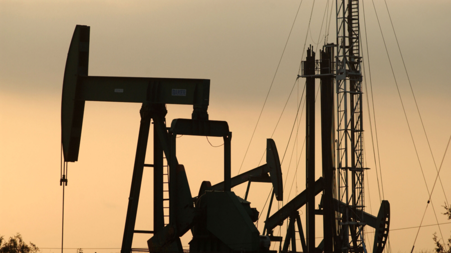 A Dozen Oil Industry Groups Sue Biden Administration
