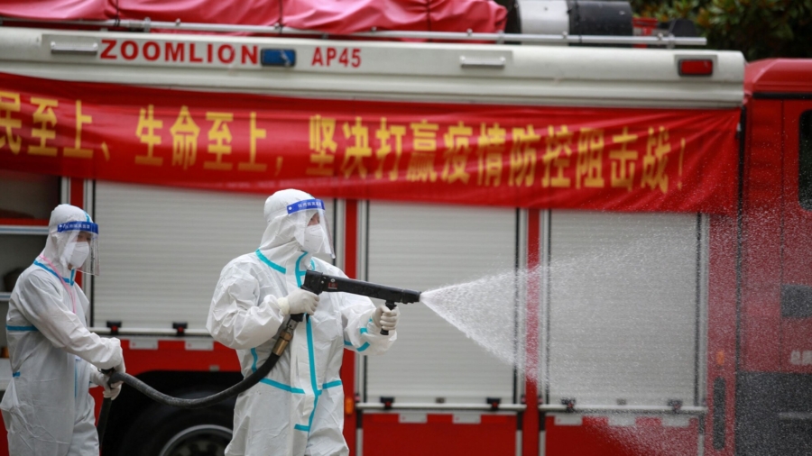 Chinese Virologist: China Needs to Learn to Coexist With Virus