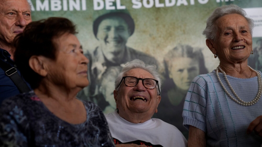 US WWII Veteran Reunites With Italians He Saved as Children