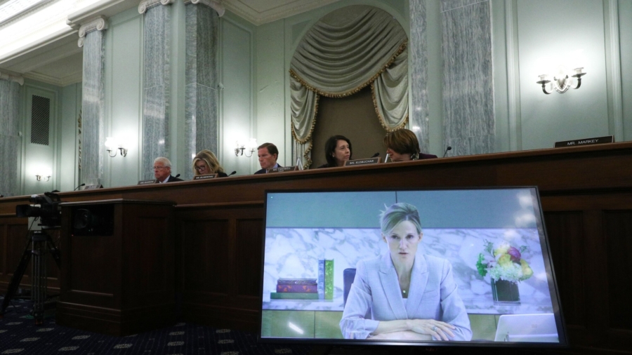 Senators Grill Facebook Over Instagram's Effects on Children