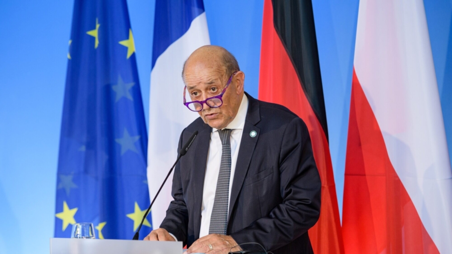 France Recalls Ambassador to US Over Submarine Deal