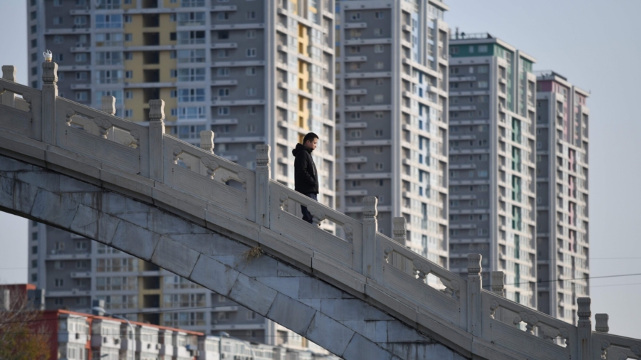 Real Estate Crisis Triggering Mixed Reactions