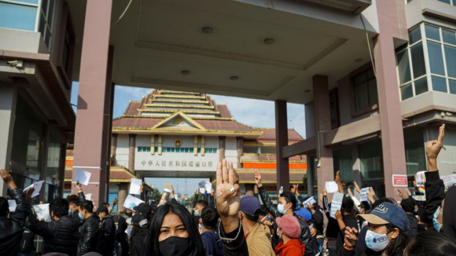 Chinese Diplomat Wraps Up Visit to Burma