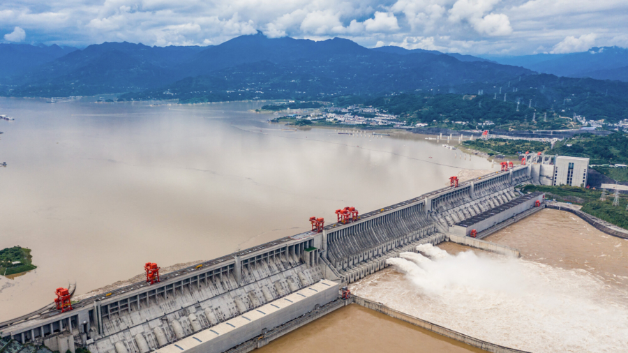 China's Three Gorges Dam Water Level Hits 23-Year High