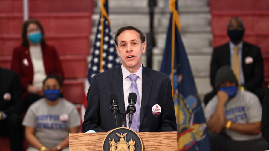 New York State Health Commissioner Steps Down