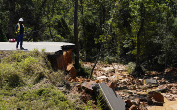 Crash Victim Recalls Terror After Mississippi Road Collapse