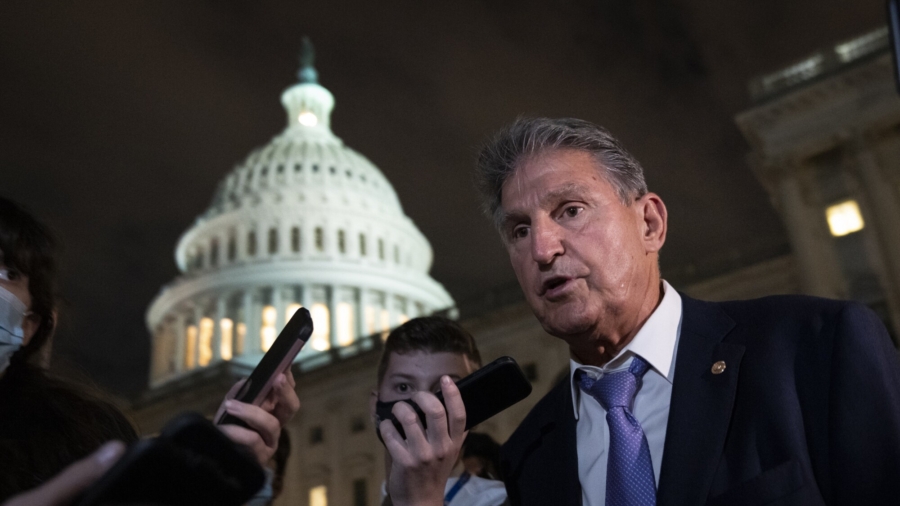 Democrats' $3.5 Trillion Spending Plan Hits Roadblock
