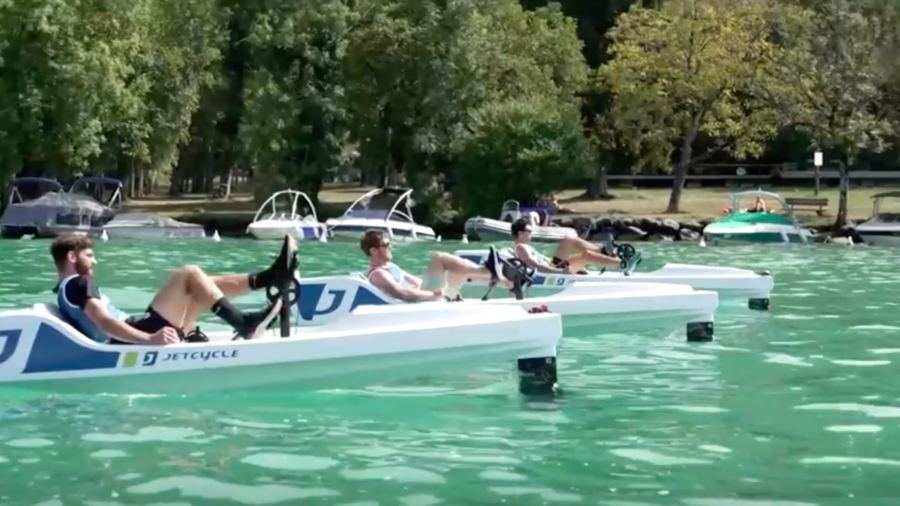 Cyclers 'Fly on Water' at French Boat Race